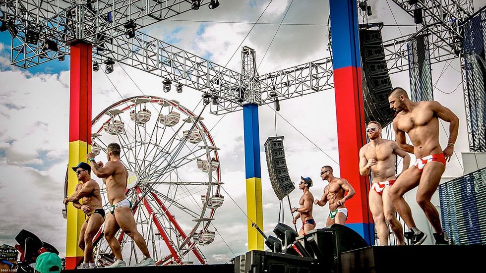 White-party-palm-springs-2016-photo-credit-iggy-lopez01