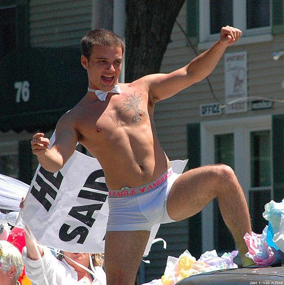 Wild_burritosand-burgerx633_0