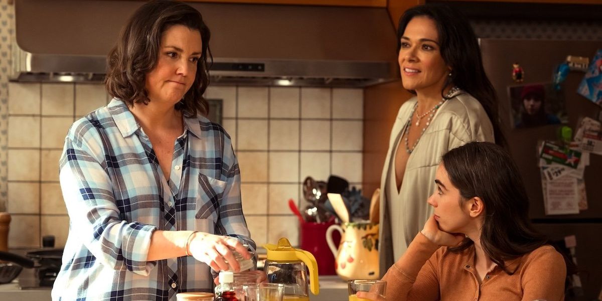 Yellowjackets' Melanie Lynskey & Simone Kessell hold space for their friendship on and off screen