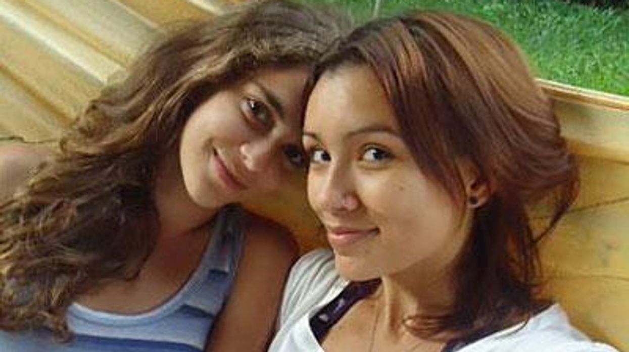 Yunka-and-joana-adv-leadx400