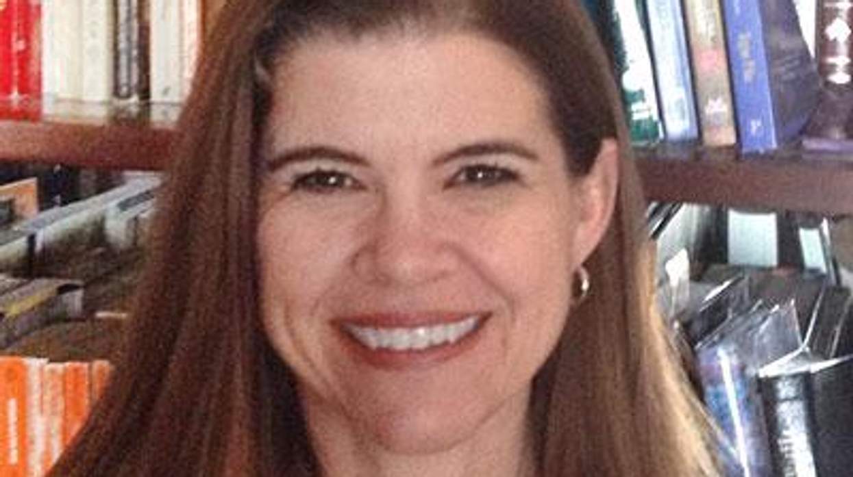 Yvette-cantu-schneider-x400