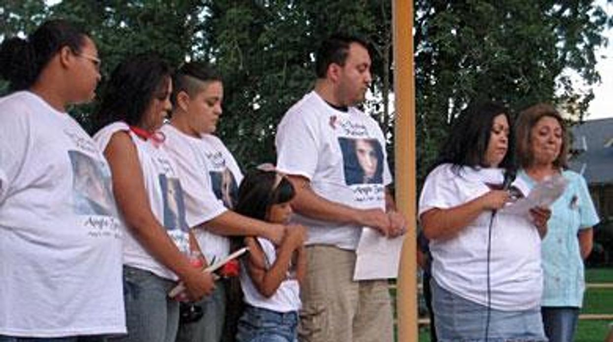 Zapata-family-at-2008-vigilx390