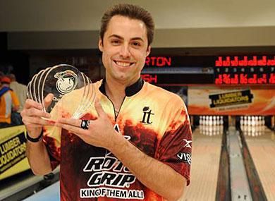 Professional Bowling Champ Comes Out
