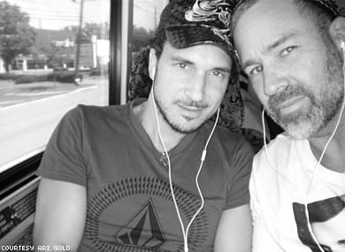 Settlement Reached in Case of Gay Couple Told to Move to Back of Bus
