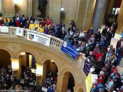 Minnesota: Committee Sends Marriage Bill to Senate Floor
