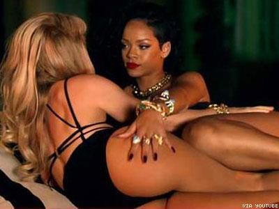 Shakira And Rihanna X400 0 0