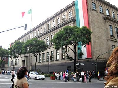 Mexico's Supreme Court Strikes Down Marriage Ban in Western State
