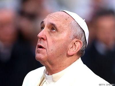 Pope Francis Admires 'Masterpiece' of Man-Woman Marriage
