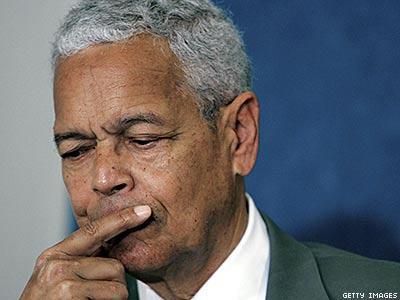 Julian Bond, Champion of Rights for All, Dead at 75
