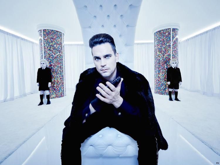 BOB HAMBURGEREI MELEG RANDEVÚZ, MR FROND