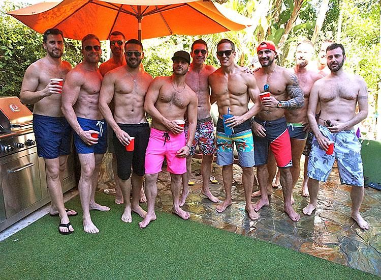 21 Photos to Celebrate the Return of Pool Party Season in Los Angeles