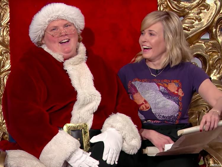 Chelsea Handler Gets Frisky With Lesbian Santa Fortune Feimster