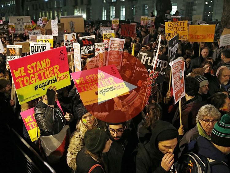 Thousands Around the World Protest Trump�s Immigration