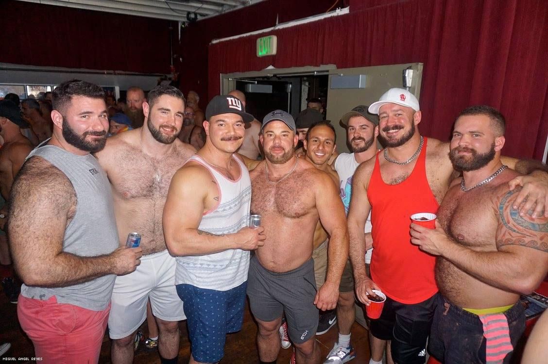 nude gay bars san francisco