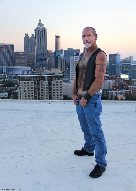 111 Photos of Real Men At a Peak of Beauty