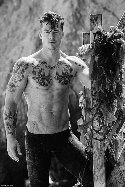 52 Photos of Really, Really, Really Good-Looking Guys