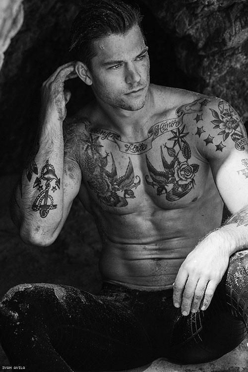 52 Photos of Really, Really, Really Good-Looking Guys