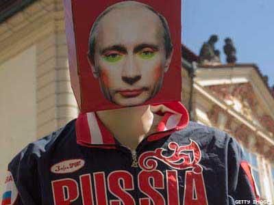 PHOTOS: Where Prague Pride Meets Putin