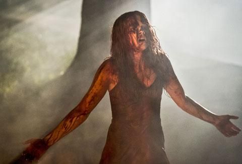 REVIEW: Scary White: A Sharp New Take on Carrie’s Cautionary Tale