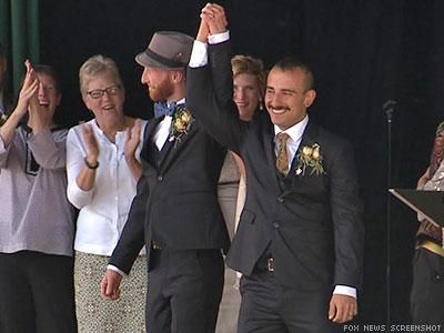 The Couple Who Took Down Utah&#039;s Same-Sex Marriage Ban Get Wed