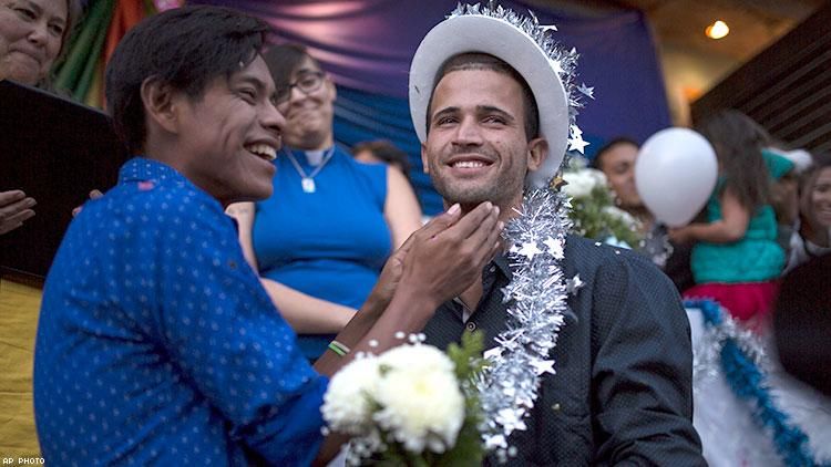 Same sex couple from migrant caravan getting married 