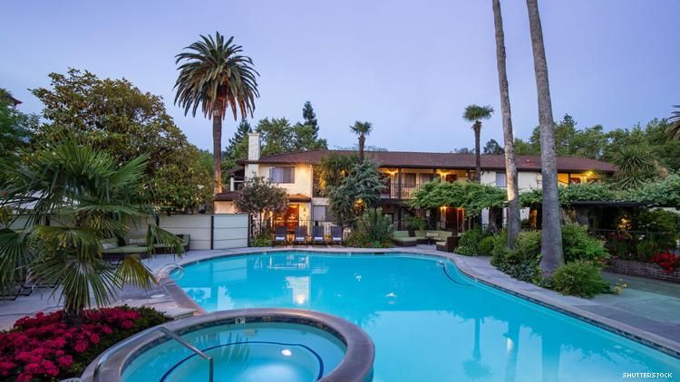 Roman Spa geothermal pools in Calistoga