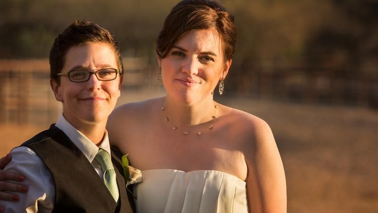 Female same-sex married couple
