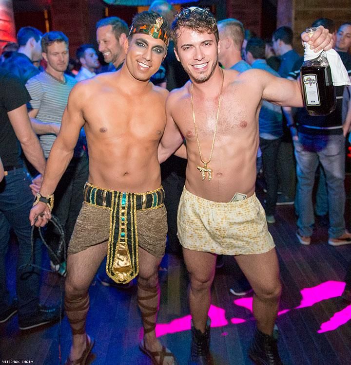 Over 500 gay Jews (and those who love them) partied the night away at Sederlicious, the Passover Party, presented by Hebro.