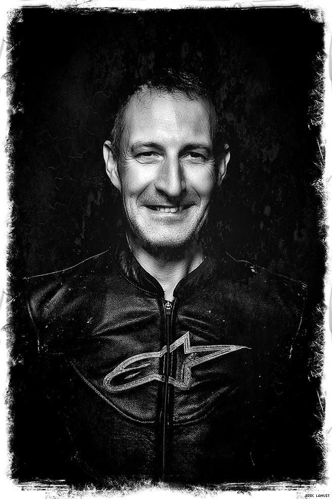 25-portraits-of-queer-french-fetishists