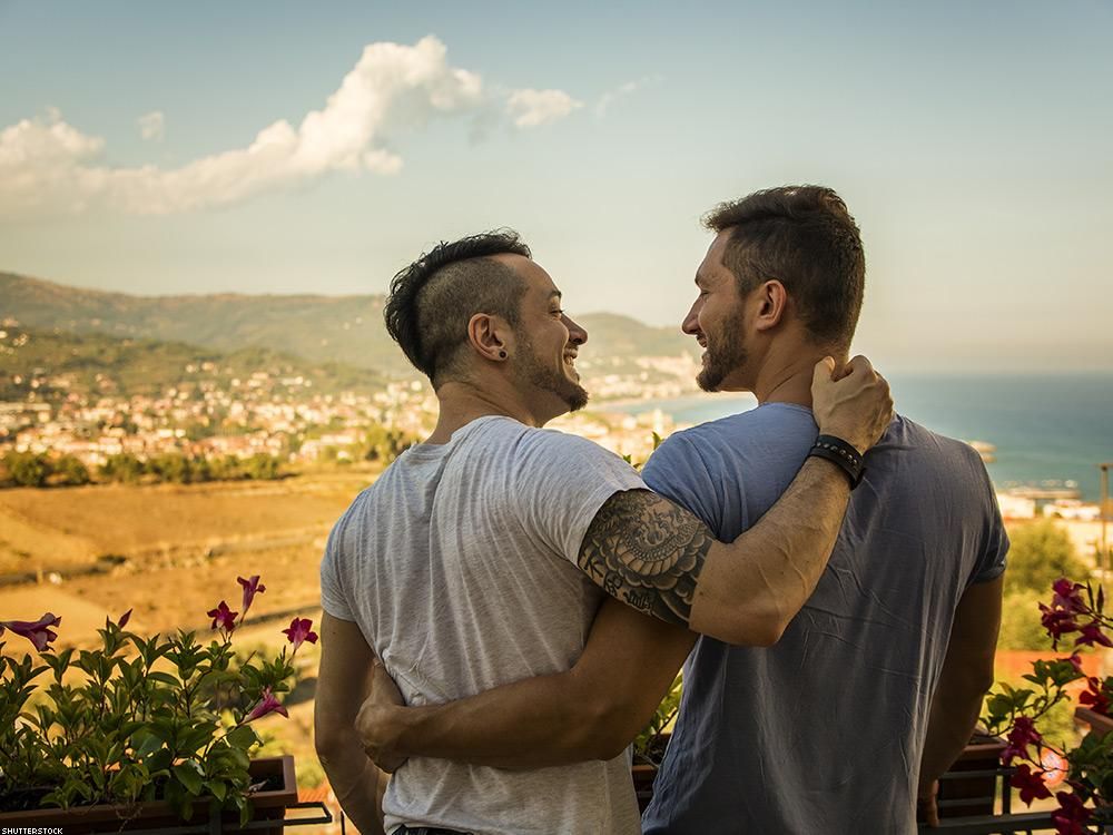 WHAT ARE THE BEST FREE GAY DATING APPS
