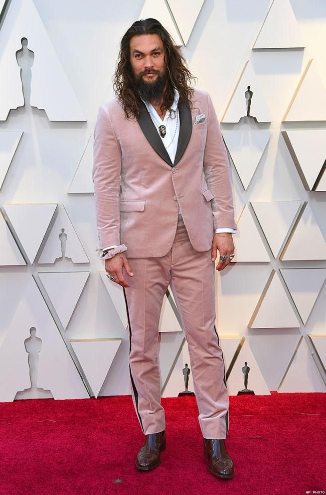 10 Gender-Fluid Outfits at the Oscars