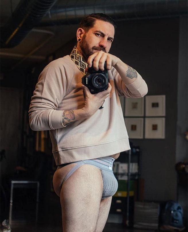 Model i seks fotograf fotoshop gay Keluarga Kardashian