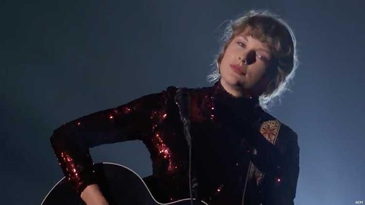 Taylor Swift Sings Queer Anthem 'betty' at Country Music Awards